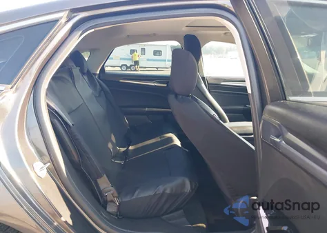 2016 Ford Fusion Titanium z USA, uszkodzony, nr VIN 3FA6P0K91GR140365